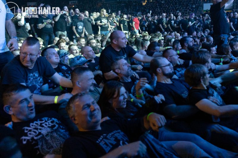 Amon Amarth @ Schleyer Halle, Stuttgart | Photo by Jessica Trail
