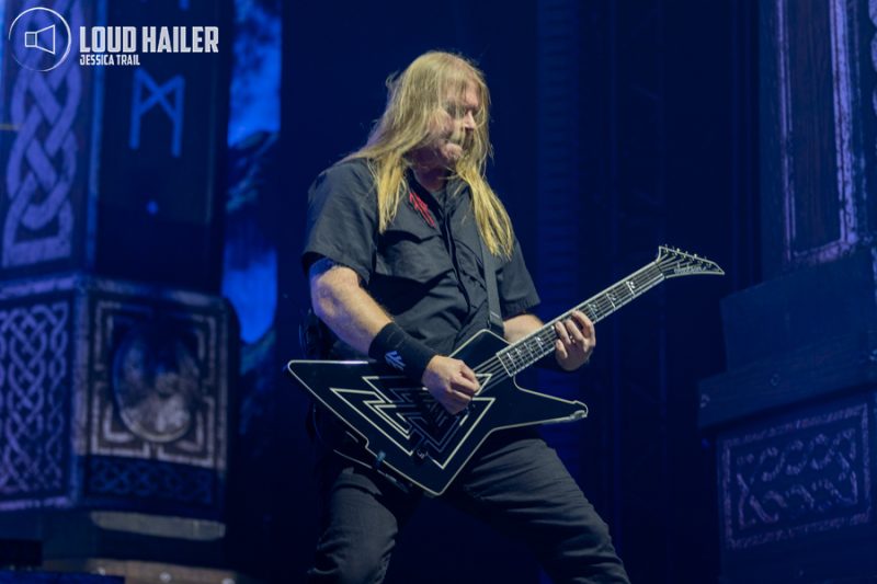 Amon Amarth @ Schleyer Halle, Stuttgart | Photo by Jessica Trail