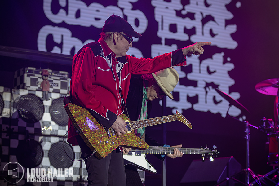 Cheap Trick at The Paramount in Huntington, NY - Loud Hailer Magazine