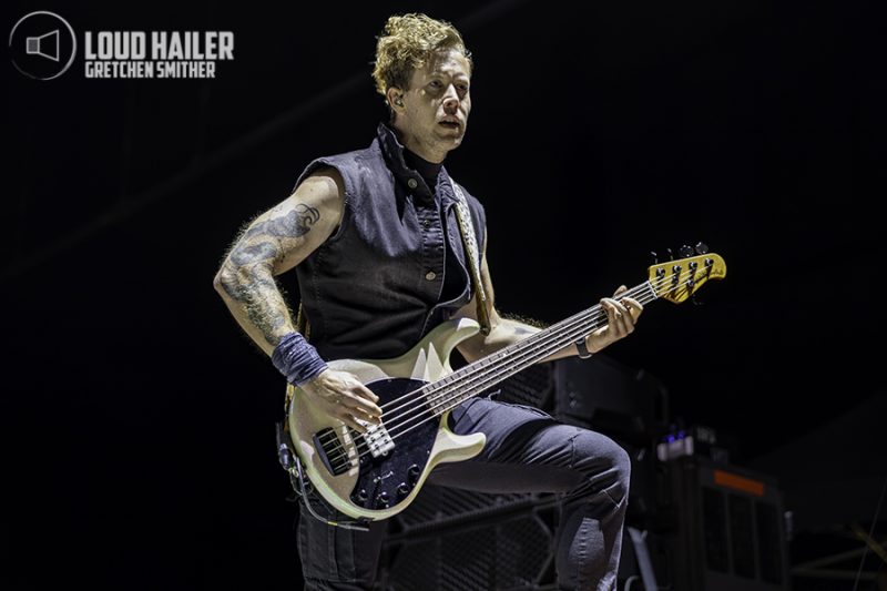 Eva Under Fire @ Veterans United Home Loans Amphitheater, Virginia Beach | Photo by Gretchen Smither