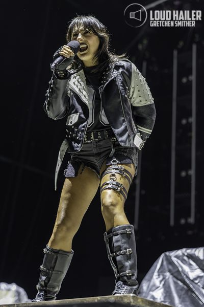 Eva Under Fire @ Veterans United Home Loans Amphitheater, Virginia Beach | Photo by Gretchen Smither
