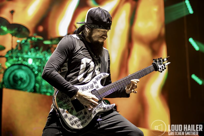 Five Finger Death Punch @ Veterans United Home Loans Amphitheater, Virginia Beach | Photo by Gretchen Smither