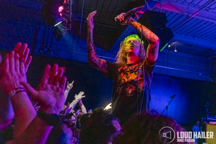 Underoath at Hangar 1819 in Greensboro, NC - Loud Hailer Magazine