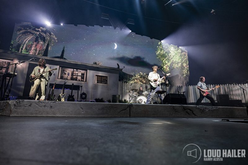 Weezer @ Nationwide Arena, Columbus | Photo by Harry Acosta