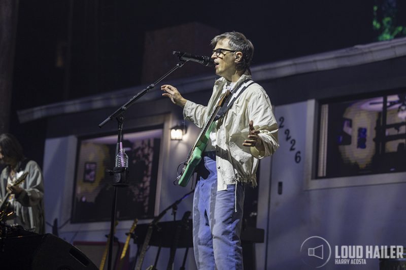Weezer @ Nationwide Arena, Columbus | Photo by Harry Acosta