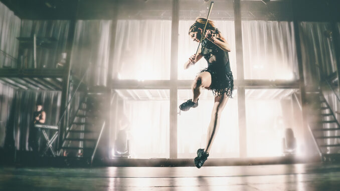 Header-LindseyStirling-BankNHPavilion-Guilford-NH-20240816- KerriNelson