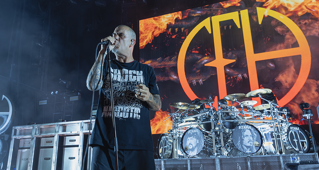 Pantera at Jones Beach Theater in Wantagh, NY - Loud Hailer Magazine