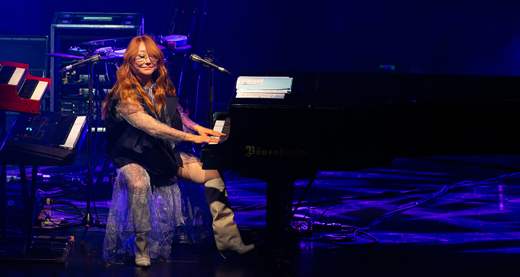 Tori Amos at the Auditorium Theatre in Chicago, IL - Loud Hailer Magazine